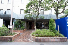 Отель Hotel Empire in Shinjuku  Кото
